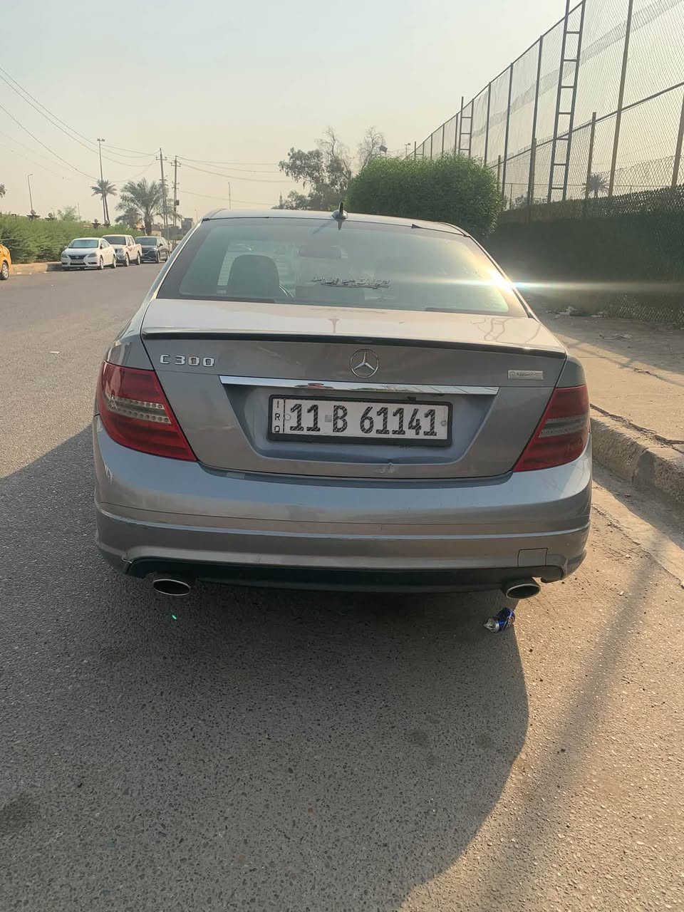 مرسدس موديل ٢٠٠٩ بغداد بسمي محرك c350 وارد امريكي صبغ قطعتين بدون دواخل سعرها ١١٠ عنوان بغداد المشتل *********** بيع فقط اخوان
