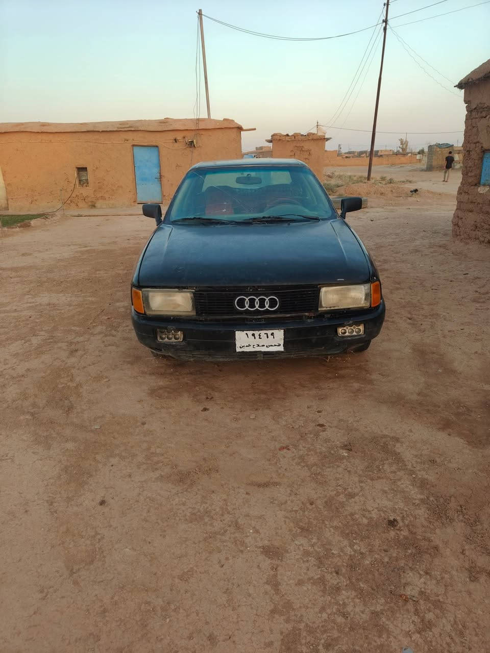 اودي للبيع اومراوس موديل89 رقم فحص صلاح الدين گير محرك شرط السعر 10 ورقات وبيها مجال قليل مكلف بنشر للستفسار اتصل ***********
