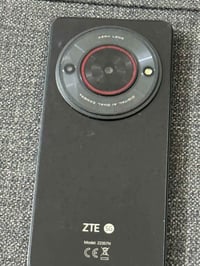 جهاز   ZTE((5G))       ذاكرة _128  بطاريه _5200  12 هرتز الشاشه  سرعة ...