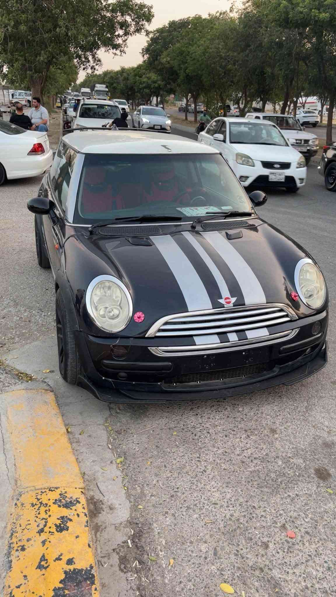 ميني كوبر موديل ٢٠٠٨گيرمه كينه ي بيلاد گير توماتيك ته بريت به شه رتي گيرمه كينه ره قه مو باركودي هه يه شوين كه لار سعري ٤٠وه ره قه  براوه يه ***********
