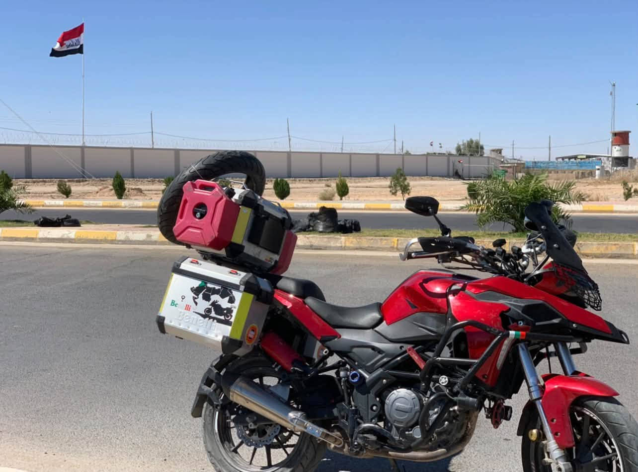السلام عليكم دراجة للبيع كاملة ويا الغراض
بنلي trk 251  موديل 2021 حجم المحرك 251 نوزل 
اقتصادية كلش الدراجة
رقم و سنوية مشروع وطني ( رقمها بغداد )
53الف قابل للزيادة 
عليها هواي اضافات 
جنط ختم الشركة حفر 
دبل درع 
كشاف ضبابي زوج
لايتات اصلية زوج 
فدراليات زوج
حقيبة اسعافات +طفاية + ستاند كوب 
دبات 2 الحجم 5L
درع مازدا امامي 
واقيات يد اصلية 
مرايات قلاب 
مراية 180 درجة 
حساس اطار للخلفي و الامامي مع الجهاز 
قارء فولتية مع منافذ usb و الدراجة هيه بيها منفذ usb 

الدراجة عليها ادامة دشلي خلفي جديد دشلي امامي جديد
دسكات خلفية جديد 
بلك جديد 
فلتر دهن جديد
تنظيف نوزل 
تنظيف الحساسات 

الدراجة انطيك بيها شرط فحص تطلع محافظات

سعر الدراجة  24 ورقة بيها مجال على الفحص 
مكان الدراجة الانبار القائم ناحية العبيدي 
الواتساب ***********
الاتصال ***********
او خاص
