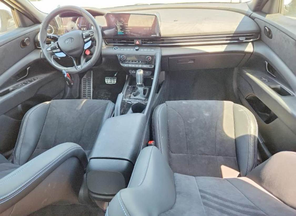 فروتنا له ز
2026 HYUNDAI ELANTRA N
BASE
امريكا بو دهوكي 
7000mi
واتيس ئاب👇
*********** دهوك, العراق

نص مكتوب في الصور:
- 644***********15