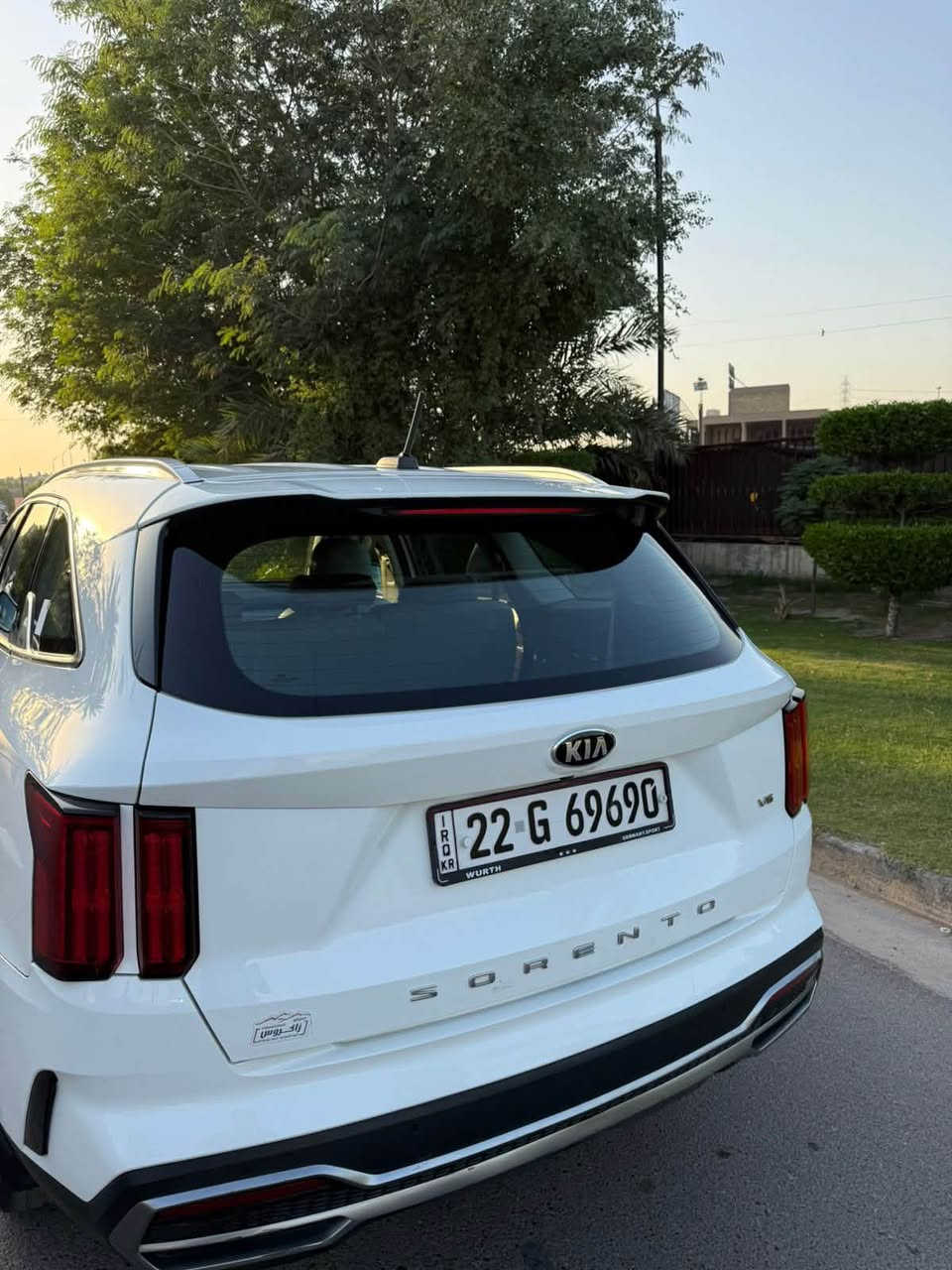سورنتو 2021 خليجي 
ماشيه 108,000
موضح بسونار بيها جم طخه خفيفه 
مواصفات لخليجي لفول عده بصمه 
كامله مابيها اي نقص 
مكانها بغداد 
***********
