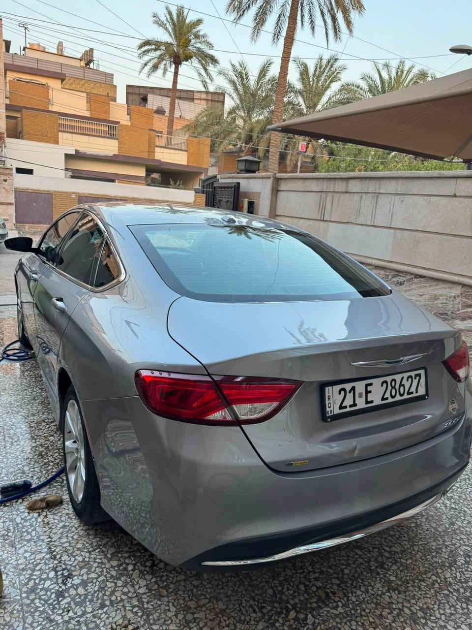 سلام عليكم 
للبيع كرايسلر c200 امريكي موديل 2016 حادثها جاملغ وبنيد بدون دواخل الشواصي واللغود كلها مكفوله وبيها بلعراق صار بيها ضربه خفيفه باب الصدر وانصبغ بدون دواخل كير مكينه صدر تبريد كله مكفول مكان السياره بغداد نفق الشرطه  حي حطين 
السعر 92 وبيها مجال 
***********

