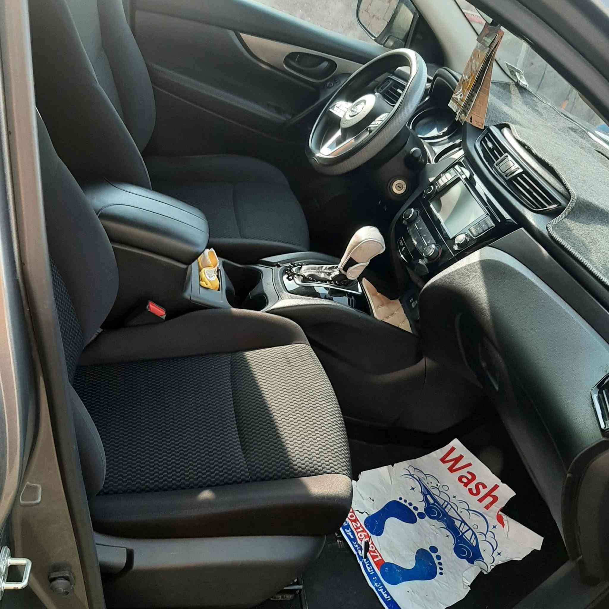 🚗 للبيع نيسان روج سبورت 2020
Nissan Rogue Sport S

🔹 الموديل: 2020

🔹 الممشى: فقط 30 ألف مايل

🔹 الفئة: S 

🔹 الحادث: حادث خفيف جداً، فقط ضربة بالصندوق الخلفي

🔹 الحالة: نظيفة جداً، مكينة وگير  جديدة وبحاله ممتازة، وما بيها أي مشاكل.

محرك 2000 مرغوب

🔹 المواصفات: كاميرات + رادارات + مواصفات حلوه

🔹 الصبغ: فقط صندوق خلفي

🔹 الاستخدام: استخدام شخص واحد فقط ومداريها كلش

🔹 الصيانة: تبديل دهن دوري افضل نوعية و كل 2000 مايل

🔹 الملكية: مرقمة باسمي.

🔹 الرقم: انبار.

🔹 التحويل: تحويل ثاني يوم.

🔥 سيارة نظيفة جداً وممشى حقيقي، جاهزة للفحص والشراء.

📍 الفحص على المشتري، والسيارة حاضرة للفحص بأي مكان يتفق عليه.

💰 السعر: ١٤٠ورقه

رقم الهاتف/***********
