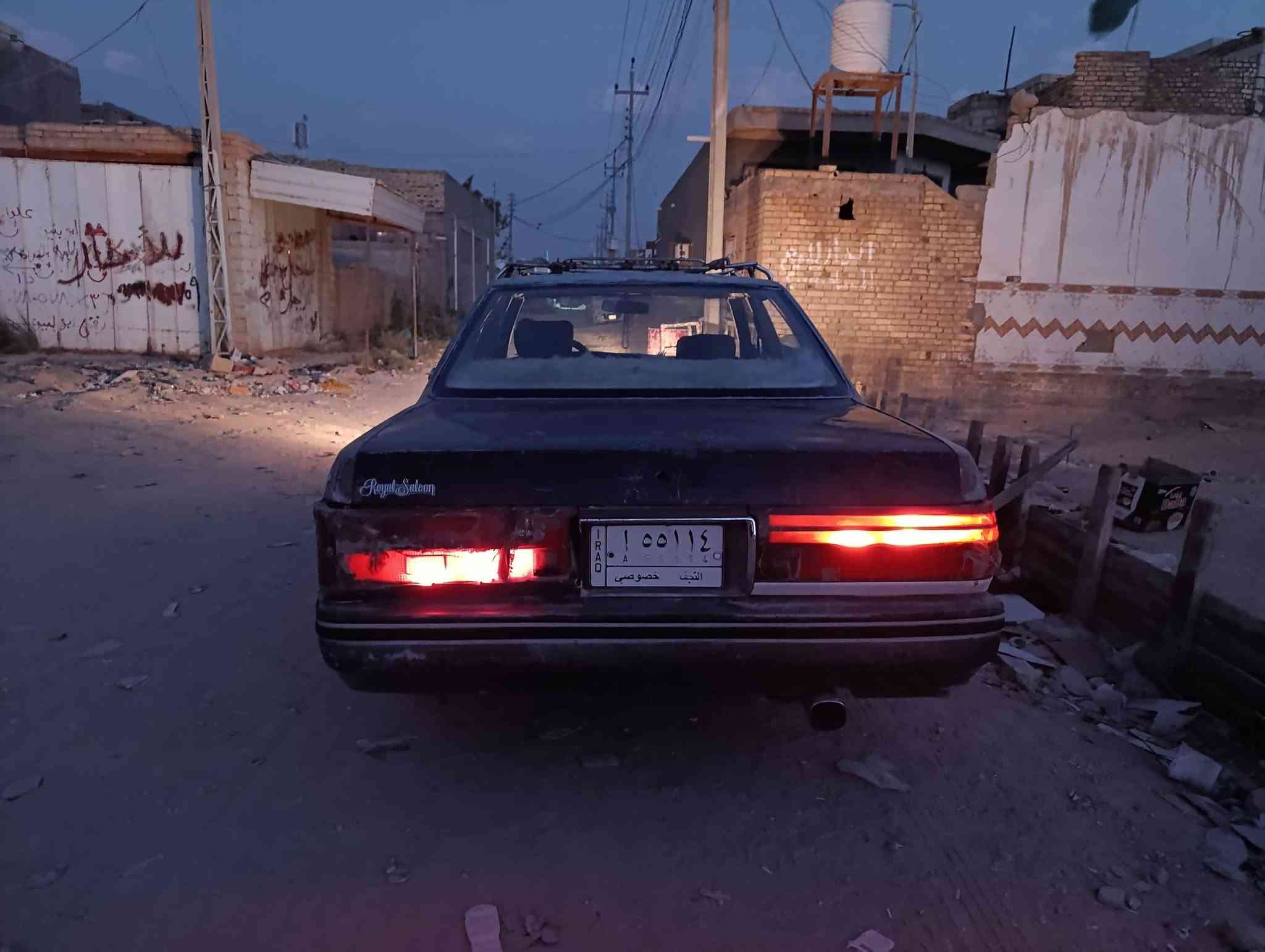 سيارة للبيع
محرك ونجي 
بسمي 
***********
