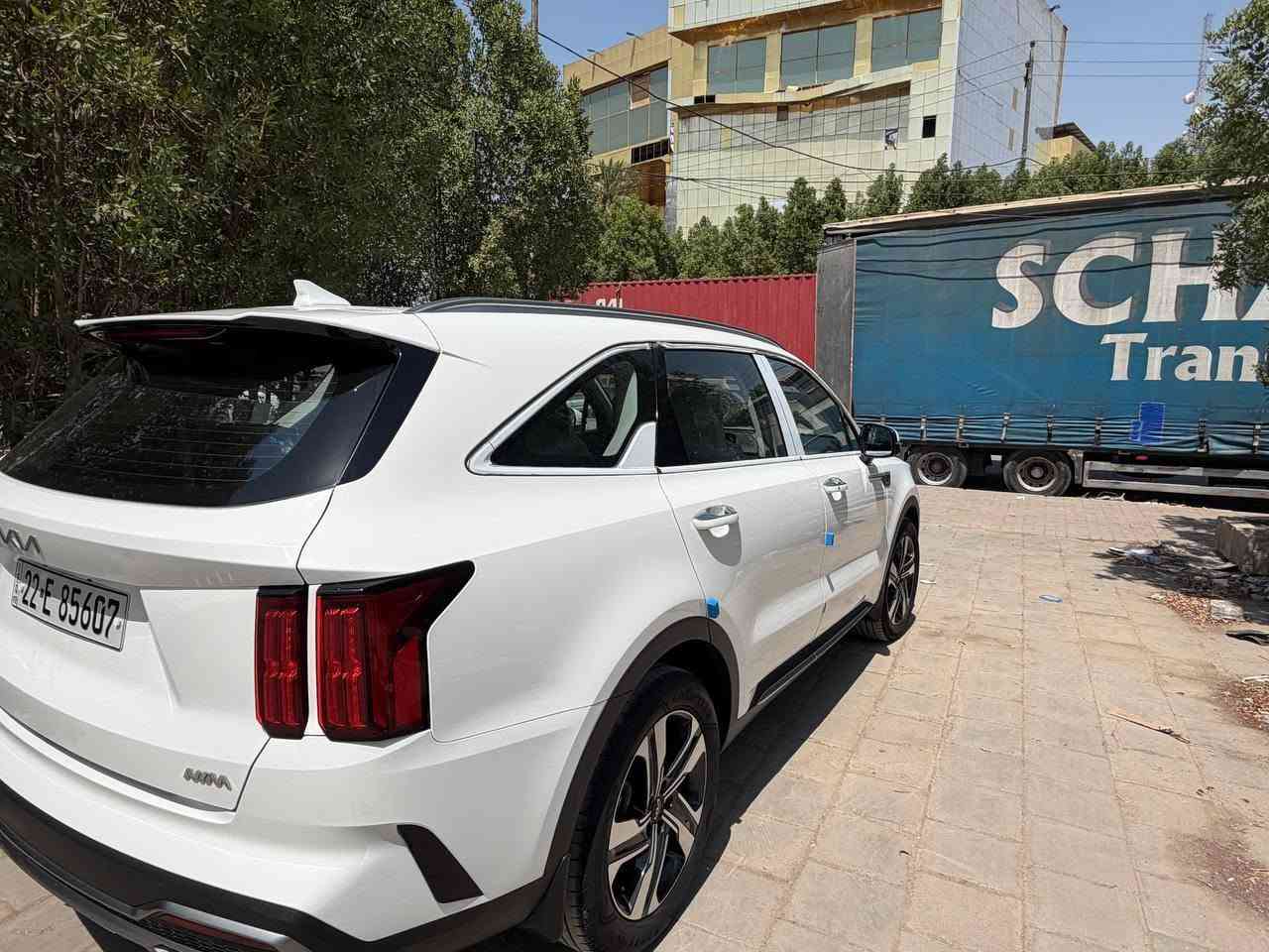 كيا سورنتو 2023
اللون: أبيض  سيارة كفاله عامه 
رقم اربيل اباسمي
المحرك: 6 سلندر 
7 راكب
بنوراما 
حساسات أمامي خلفي
كاميرا خلفية
مرايا كهرباء 
كراسي كهرباء
گير ماوس
4 وضعيات قيادة
4 جامات أوتو
بصمة تشغيل
اوتو هولد
مانع انحدار
هاند بريد دكمة
تشغيل عن بعد
ماشية 21
شاشة كار بلي
إنارة ترحيبية
تحكمات استيرنغ
مثبت سرعة
متواجد بغداد 
*********** 
السعر 295
