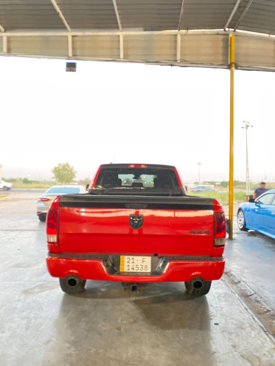 السلام عليكم للاستفسار *********** السعر 163 للبيع رام كلاسك 2018 باب قصير بدي طويل وارد امريكي حادث جاملغ فقط بدون ايرباك محرك 8 سلندر 5700 سياره جديده لوك ماشيه 150 رقم سليمانيه الجديد باسمي مكاني بابل مسيب
