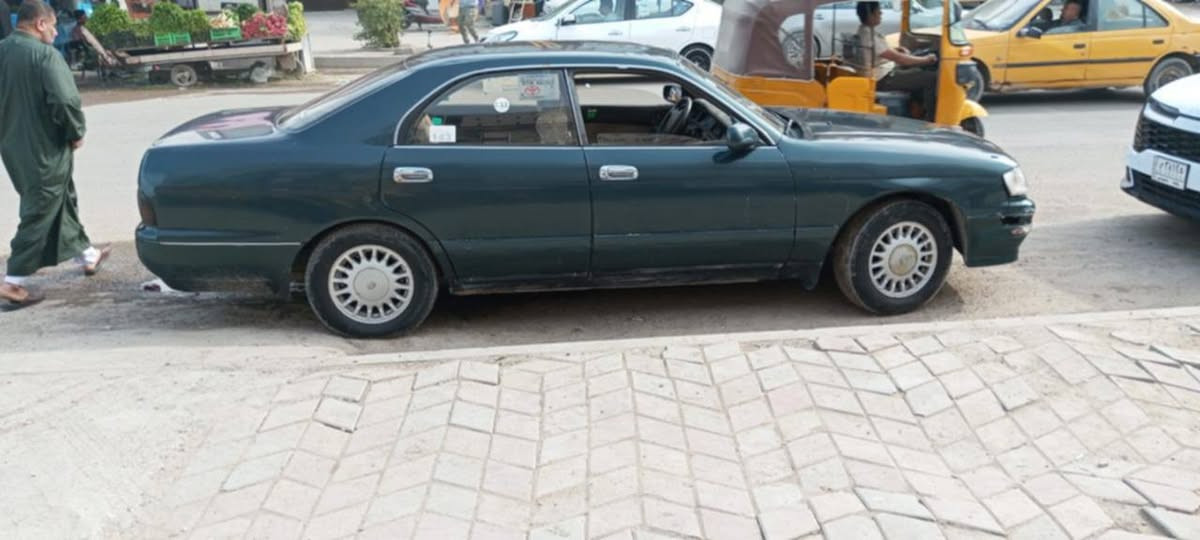 بطة متصل 1992 رقم كركوك  نكليزي
سنويه  بسمي ل 28 مشروع وطني 
مكينه 2500 ديلكو
حداديه 75%
تايرات نص عمر تبريد عاطل 
مصبوغه عام 
السعر 45$
بيع او مراوس ب7 راكب 
 مكان/كربلاء المقدسة 
***********

