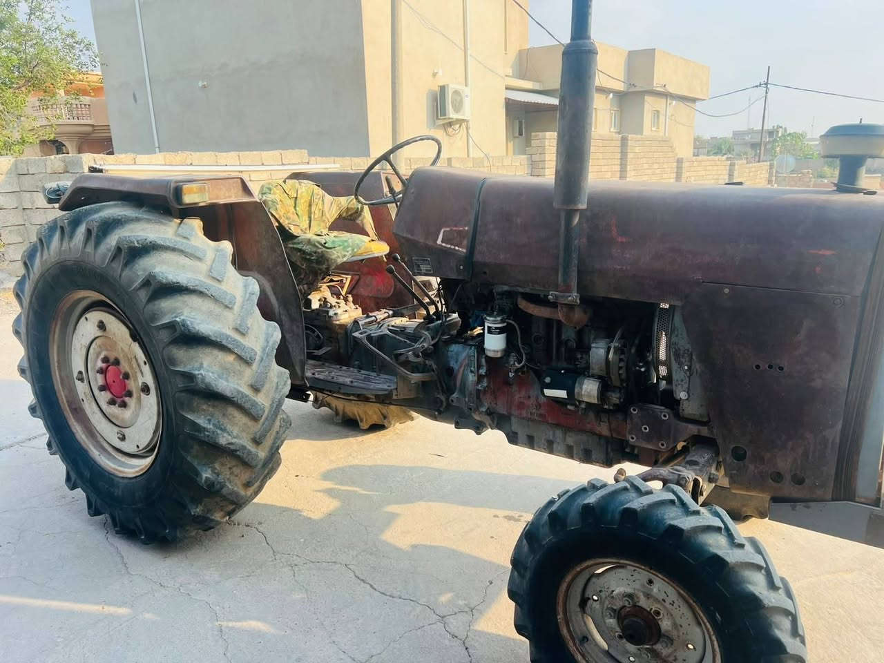 للبيع فوركسن 290 انكليزي سعر 9مليون و250  وبيها مجال بسيط الموصل ناحيه القياره ***********
