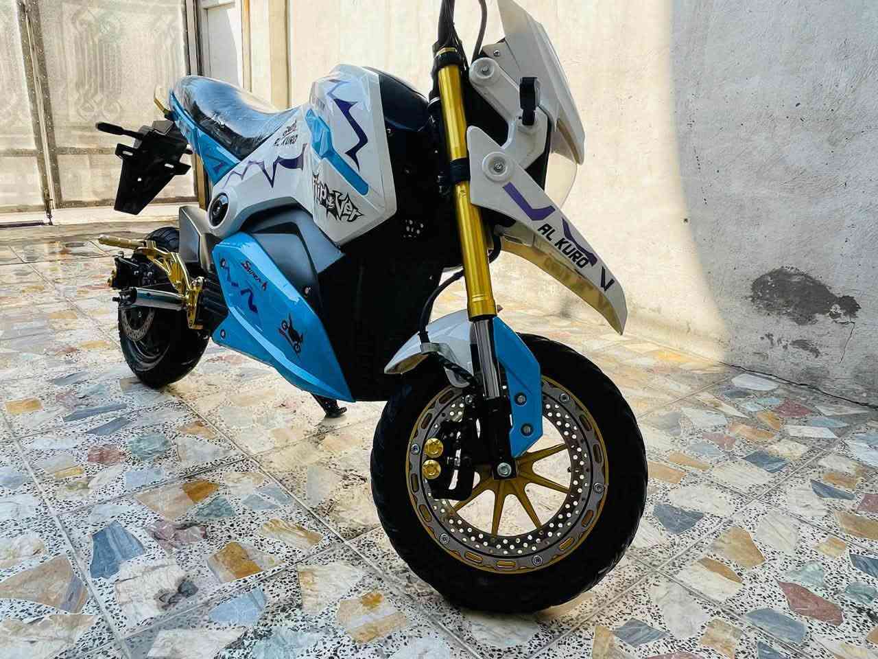 السلام عليكم
للبيع دراجه بنلي شحن 2026
6 بطاريات كرافين 32 أمبير 72 فولت
ملف 3000W حقيقي
بصمه وسويج 
بريك امامي خلفي ABS
نضام P بارك 
نضام R رجوع للخلف
لد امامي متغير 
نضام قاطع دوره 
السعر 750 الف وبيها مجال 
المكان بغداد الجديده
للاستفسار ***********
