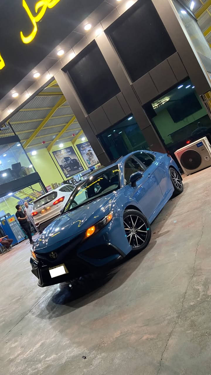 وحش اليابان 🎌
.
Toyota Camry 2023 
.
وارد أمريكي السيارة بحالة الوكالة ✅
.
ممشاة السيارة : 78 الف كيلو متر 
.
رقم أربيل ب اسمي 
.
4T1S11AK9PU155561
.
مواصفات السيارة : Se plus 
كامرة خلفية . مستشعر وقوف . فتحة سقف . بصمه . مسند الذراع . مثبت السرعه . مرايا جانبية كهربائية .نوافذ كهربائية . شاشة . نظام المفتاح الذكي . تحكم تلقائي في درجة الحرارة . مقاعد كهربائية. 8 وسادة هوائية . مصابيح زينون امامية . شاحن لاسلكي . كاربلاي . تبريد خلفي . تحذير من الاصطدام . ABS . وغيرها من مواصفات ماتخلص 
.
اخواني السيارة جديدة ونظيفه بس تريد خيال وجمالها ب الواقع احلى من الصور 🔵 . 
.
الرقم للاستفسار اكثر : 
782 844 6084
