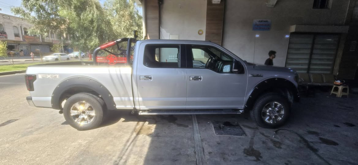🚨 للبيع فورد F150 موديل 2015 🚨
🔹 الموديل: 2015 — مسجلة 2016 بالسنوية المعاملة: كاملة، باقي فقط دفع فرق الكمرك للعلم
🔹 وارد: أمريكي  مكينة 5000 
🔹 الممشى: 70 ألف مايل
🔹 اللون: رصاصي
🔹 اللوحة: بغداد
🔹 مكان السيارة: بغداد 
🔹 الحادث: جاملغ جهة السايق فقط، لا لغد ولا شاصي، حادث خفيف
🔹 مواصفات: بصمة + تدفئة كشنات
🔥 عليها إضافات بقيمة تقريباً 3000 دولار:
1️⃣ دعامية حديد وبلوجكترات — 600$
2️⃣ نفخات جاملغ — 250$
3️⃣ سبيسرات تايرات — 250$
4️⃣ رفع 3 ملم من الأمام — 300$
5️⃣ بك لايتات LED حديث — 300$
6️⃣ محجر خلفي — 600$
7️⃣ بلوجكترات — 100$
📍 السيارة موجودة في بغداد السعر 17,000 وبيها مجال 
📞 للاستفسار:
***********
للجادين فقط، والسيارة تنشاف على الطبيعة @highlight @
