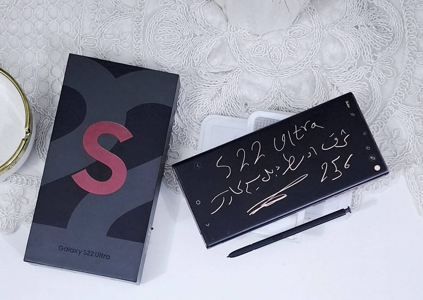سلام عليكم 
جهاز تس S 22 Utra الترا 
الذاكرة 256 العشوائية 12 معالج سناب دراكون 
شرق اوسط الاصلي دبل خط كامل ملحقات السعر 490
بغداد البلديات ***********
