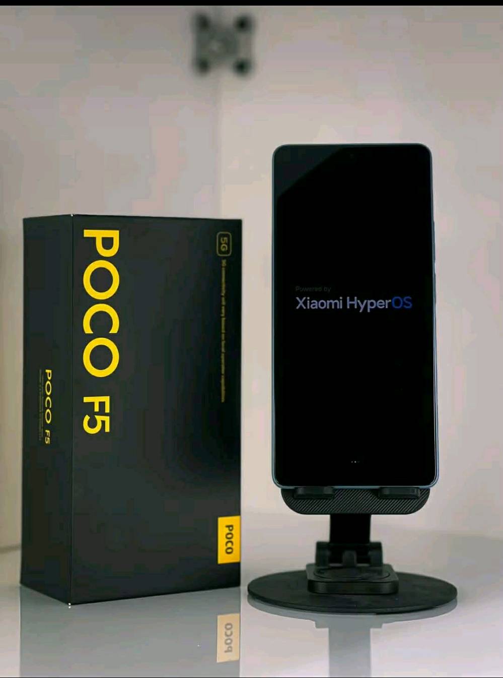 ✨ جهاز POCO F5 ✨
📱 الذاكرة: 256 جيجابايت
⚡ الرام: 12 + 12 جيجابايت
✨ النظافة: 100/100 (أخو الجديد)
🎮 الأداء: يدعم ببجي 90 فريم
📍 المكان: الفلوجة
💰 السعر: 280 ألف
📞 زين (اتصال + واتساب): ***********
💬 أو المراسلة عبر الخاص على الصفحة.
ممكن تكلي شنو وضع الجهاز بالتفصيل: بيه أي خدش/ضربة/مشكلة بالشاشة أو الظهر، لو فعلاً نضيف 100/100؟: 
نظيف ١٠٠/100
هل متوفر وياه الكرتونة الأصلية، الشاحن، السلك، والملحقات كلها؟ وإذا أكو ضمان/فاتورة شكد باقي عليه؟: 
متوفر كلشي بس الضمان معرف
شنو سبب البيع؟ وهل السعر 280 ألف نهائي لو أكو مجال للتفاوض البسيط؟: 
سعر بي مجال قليل جدا السبب اشتريت جهاز ثاني
الجهاز استخدامه شكد تقريباً وشنو حالة البطارية والشحن هسه: بيه تهنيگ، حرارة، أو أي عطل؟: 
كلشي مابيه استخدمته اقل الشهرين
المكان بالفلوجة وين تحديداً؟ وتريد تسليم يد بيد لو ممكن توصيل/شحن؟: 
لا يد ب يد