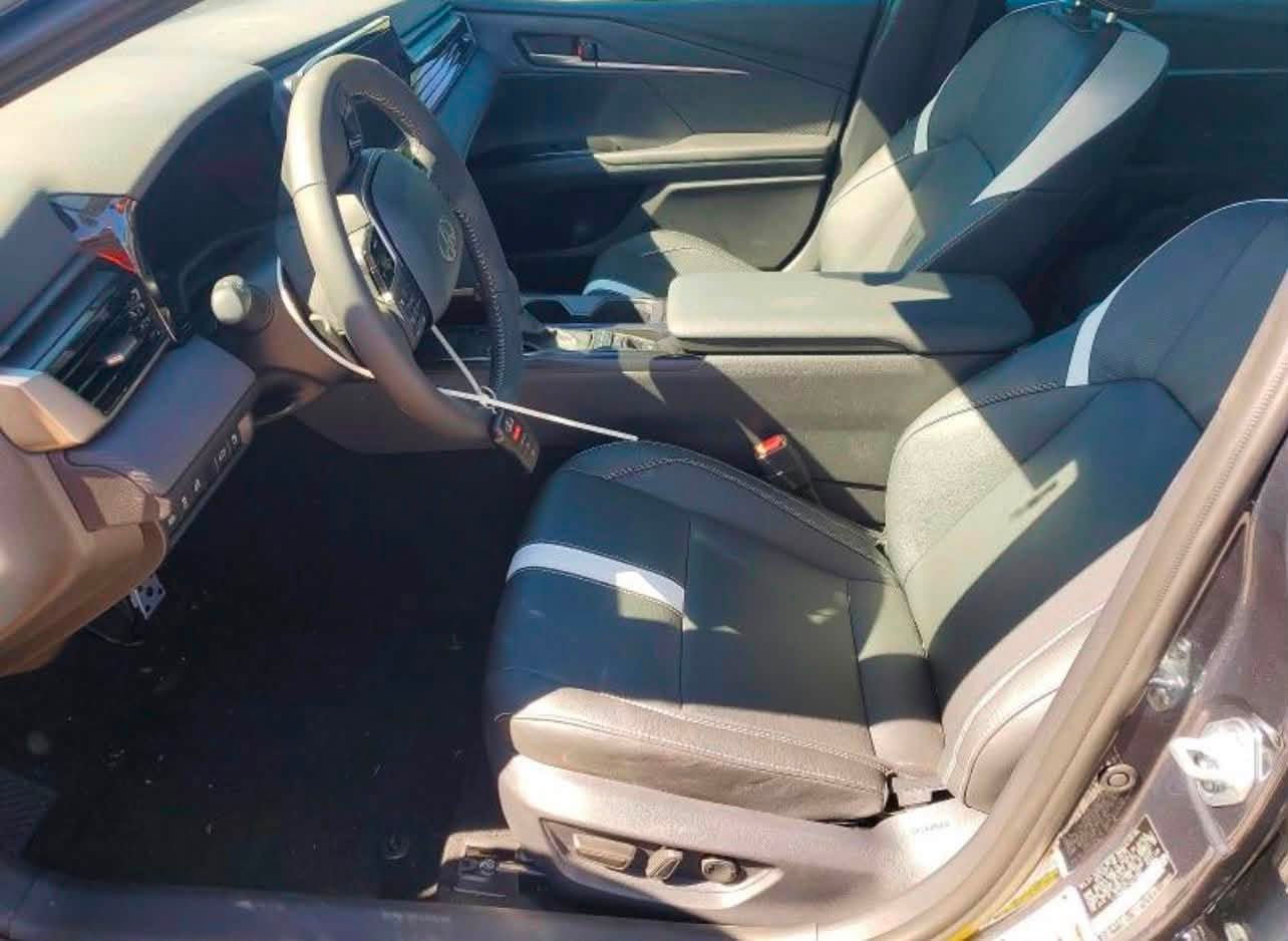 ((مكتب اسديرة لاستيراد السيارات ))
TOYOTA CAMRY 2026 SE

📆تاريخ المزاد 31/8/2026
عداد المسافة :3435 mi 
إرباك سليم

السعر يحدد حسب المزاد 

للاستيراد التفضل بالحضور إلى المكتب

 ☎️للاستفسار الاتصال 

***********

📍الموقع قرية اسديرة قرب مول انيس

نتشرف بكم جميعاً ونشكر ثقتكم بنا
