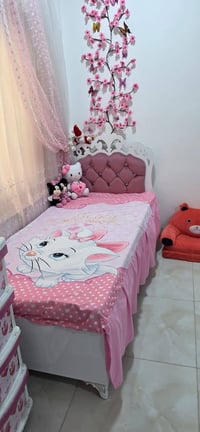 غرفة نوم • جديدة • للبيع