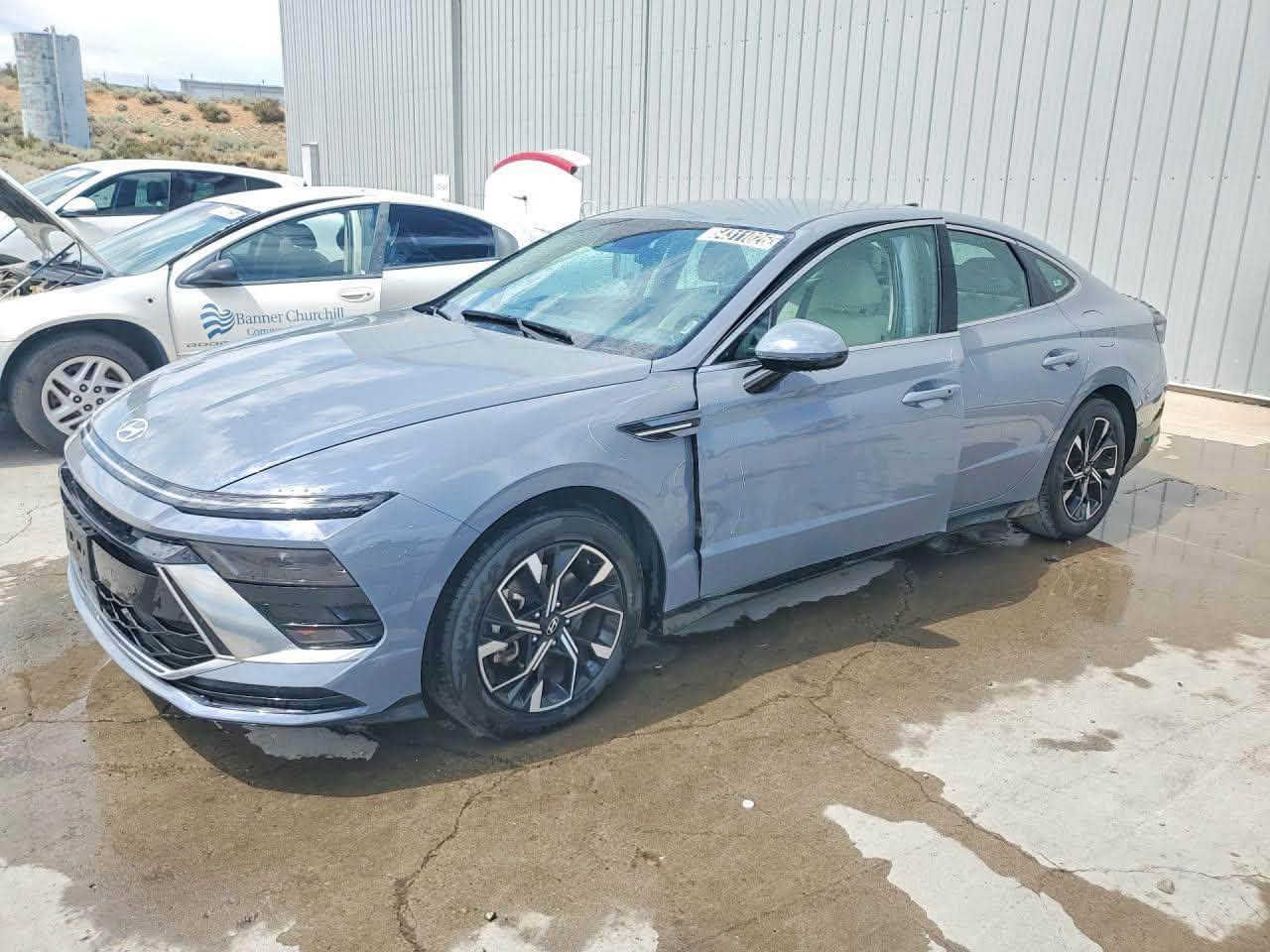 تعلن #شركة_نجوم_السواحل عن إقامة 🚗 مزاد سيارات غداً!
 
لا تفوت الفرصة واحصل على سيارتك بأسعار مذهلة!🔥

بتاريخ - { 2026/8/26 ] - [4:30]م

📍 [#بابل_حي_الطياره_قرب_شركة_آسياسيل]

🚗 تشكيلة واسعة من السيارات موديلات حديثة 2025-2026

📌 ملاحظة: فحص السيارات مجانا قبل الشراء 
تفضلوا بزيارتنا لتفقد السيارات قبل المزاد.

للاستفسار: *********** / علي الجبوري 
للأستفسار : *********** / محمد الحميري
