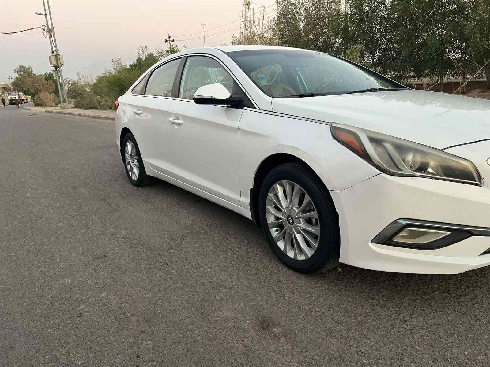 السلام عليكم سوناتا موديل2017 خليجي سياره كفاله عامه فقط بنيد بدون دواخل كير ومكينه جدد حداديه جديده تبريد ثلج سنويه 2030كامره دواره كهربائيات كلها شغاله السعر 115وبيها مجال مكان السياره ميسان لعماره ***********
