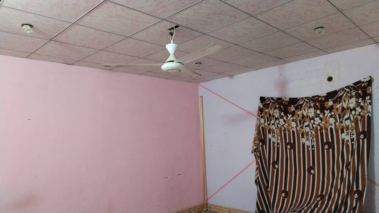 بيت بس ابيع عرصه ٢٥٤ متر حي العسكرية خلف مدرسة الرقيه اتصل ***********
