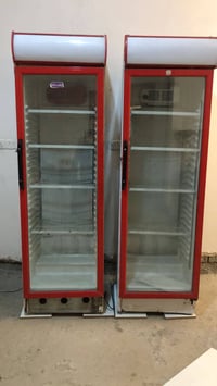 عارضات عدد 2 للبيع تواصل 07830589725