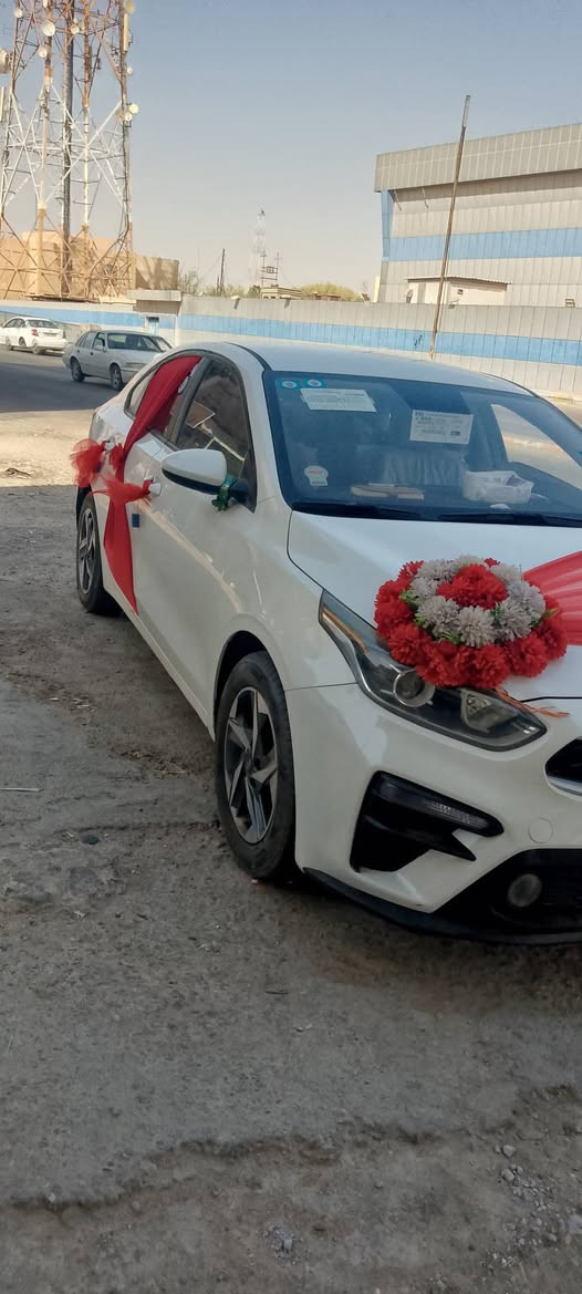 سلام عليكم للبيع سيراتو موديل ٢٠١٩السنويه لل ٣١بسمي الفحص موجود مالتها الموشراي لايخابر بروح الحسين  التصال عله الرقم ***********

