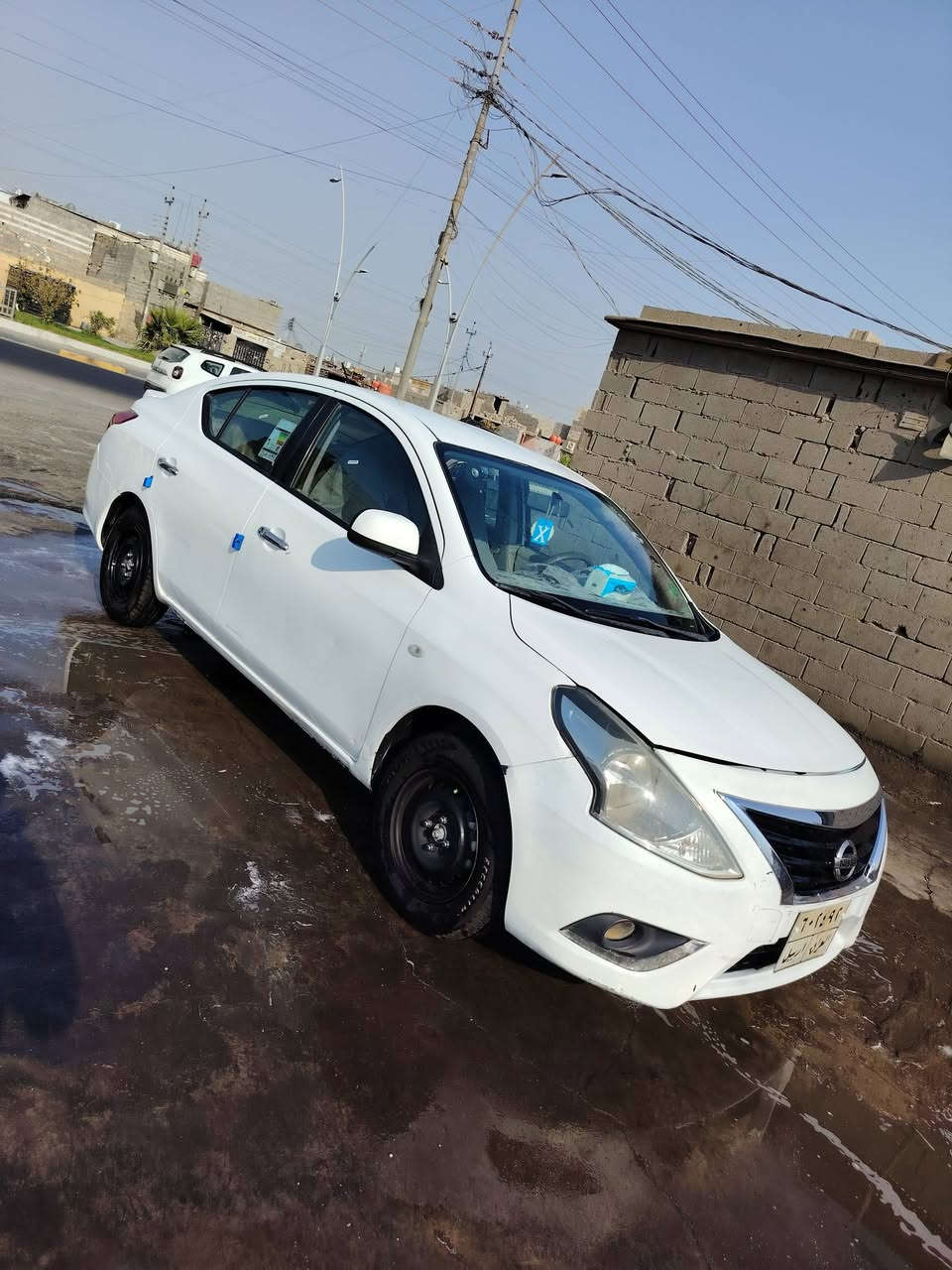 سلام عليكم نيسان سني البيع مديل 20 سنويه متهيه بيه طخات فقط بدون معجون وصبق مكينه وكير كفاله تبريد ثلج تخم تاير جديد سياره نضيفه مال جني سعره 87 وبيه مجال علواني البصره دور شرطه رقمي ***********
