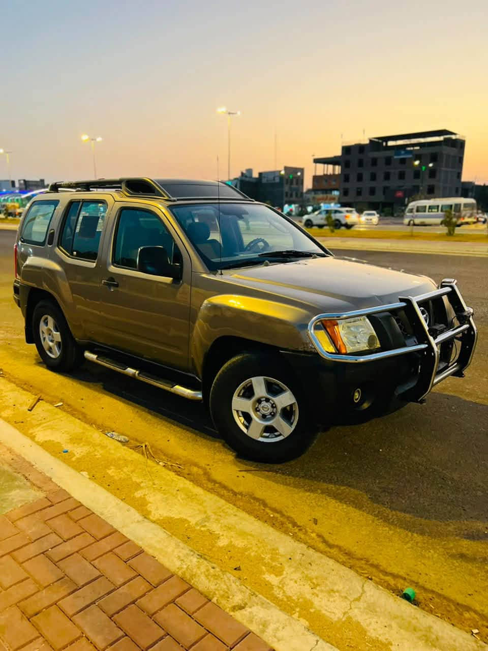 نيسان اكستيرا موديل 2005كير محرك 3000 بيبيتي سياره مابيها لاصبغ ولاضربه تبريد شغال تخم تايرات جديد مكفوله من الضربه سياره خير من الله بيع او مراوس السعر 70وبيها مجال انشالله اني مكلف بل نشر رقم صاحب السياره ‭***********‬
