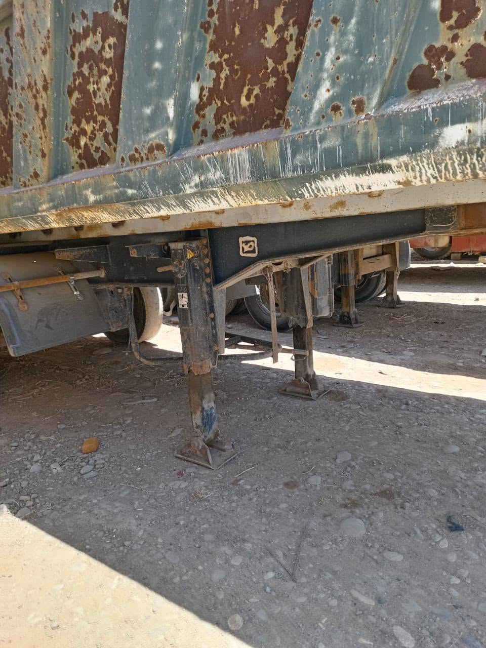 للبيع عربانه نساف تركية شركة CNC مكان الموصل أصل 3 دناكير وترهم 4 ذرعة 22 متر مكان الموصل للاستفسار اتصل السعر 78$ ورقة بيها مجال ***********/***********
