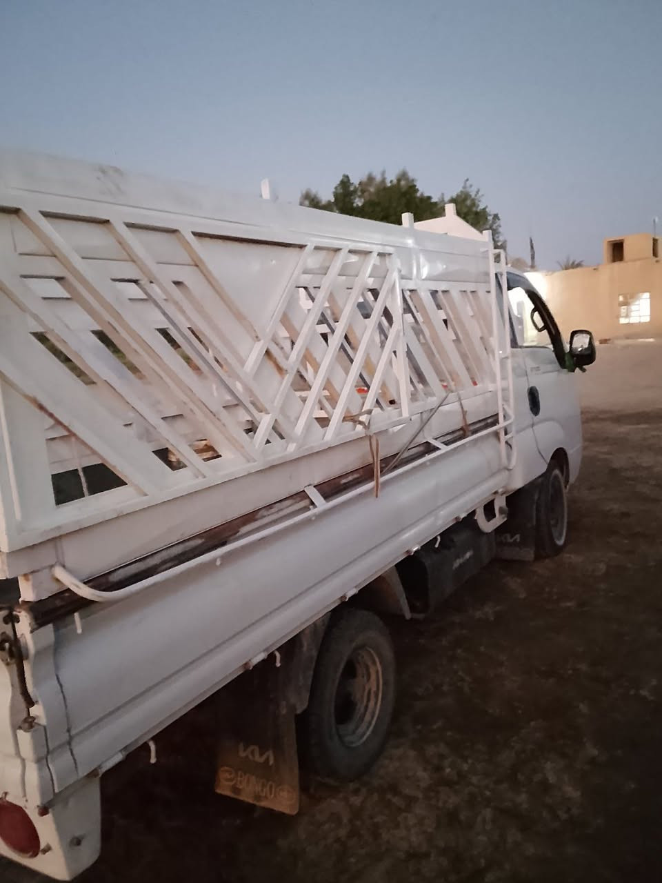 سلام عليكم كيه بنكو مديل 16كفاله عامه اكسن كير حداديه غير متواجد عل خاص مكان ناصريه قضاء الغراف***********
