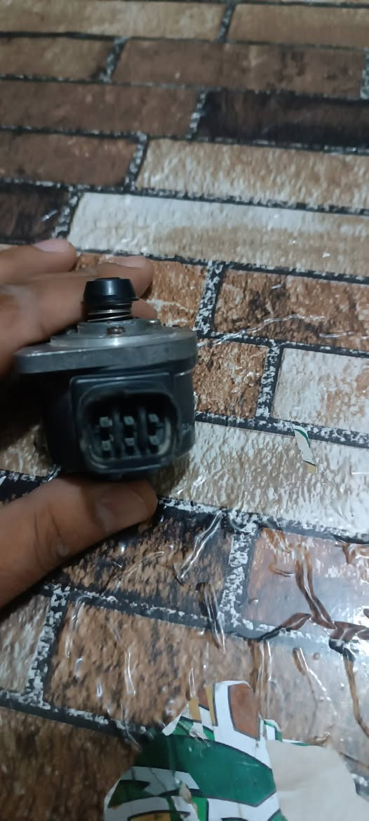 سلام عليكم عندي غراض مال سياره بطه ***********
