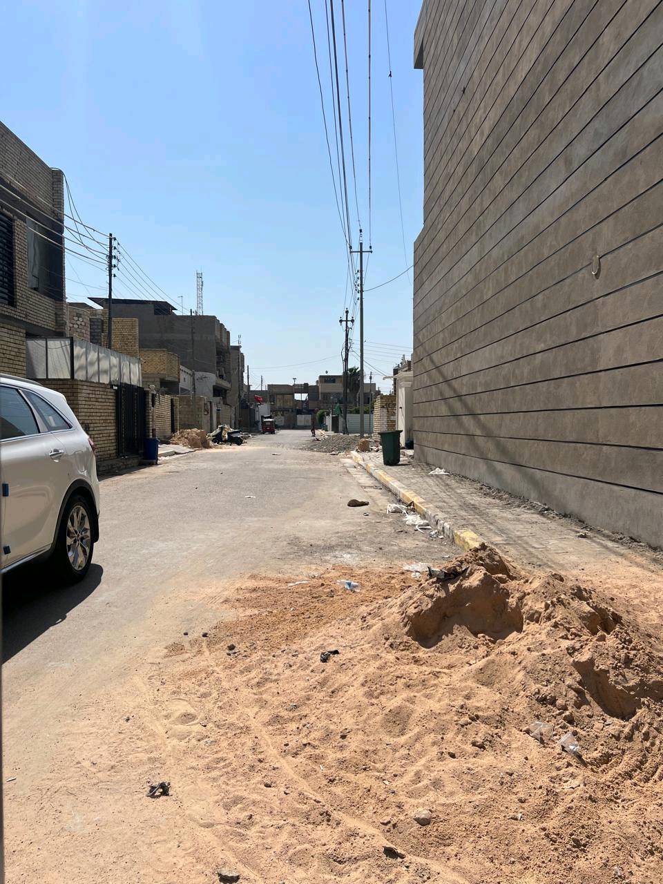 سلام عليكم قطعة ارض للبيع المساحة ١٢٠ متر 
‏( واجهة ٦ نزال ٢٠) 
‏موقعهة📍
‏(الحسينية_منطقة التلاثينات قرب المستشفى التركي) 
‏{السعر 64 }  
‏للتواصل  ***********
‏للتواصل ***********
‏
‏