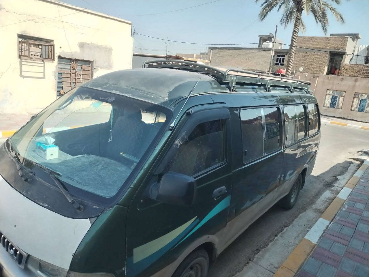 كيا بريجو موديل 2000 رقم بغداد
مصفره ما مطلوب
سنويه غير منتهيه
٧٥ ورقــة / بيه مجال للسعر 
***********
