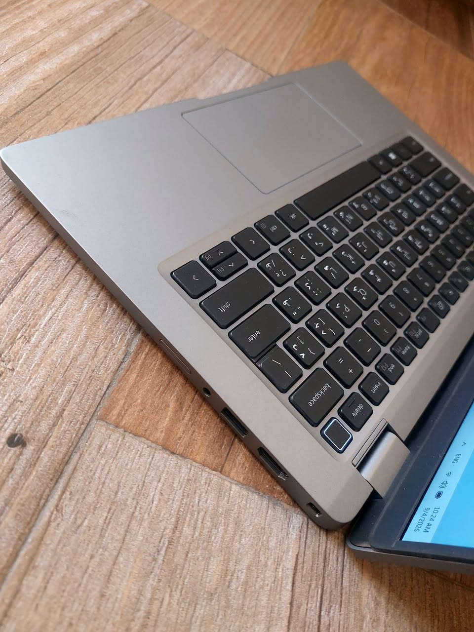 لابتوب شاشة لمس 
Dell Latitude 5420 Ci5  
مواصفات ممتازة مناسب للدراسة والاعمال المكتبية والحسابية والتصفح والأمن السيبراني والبرامج الهندسية .
بسعر ٣٣٠الف_عراقي شامل الحقيبة والتوصيل 
Dell Latitude 5420 Ci5جيل الحادي عشر 
Core i5-1145G7
8 GB  DDR4 RAM قابل للتطوير 
Hard 256GB nvme قابل للتطوير 
14 screen 1920x1080 FHD 
Vga intel Iris 4GB كارت شاشة متصل مدمج 
Back-light Ar-En ضوئي 
Charger dell 65W شاحن 
للتواصل والحجز *********** العنوان بغداد شارع الصناعة مجمع الرياش مكتب اليسر 
المخزن الفرعي موصل حي الزهور
