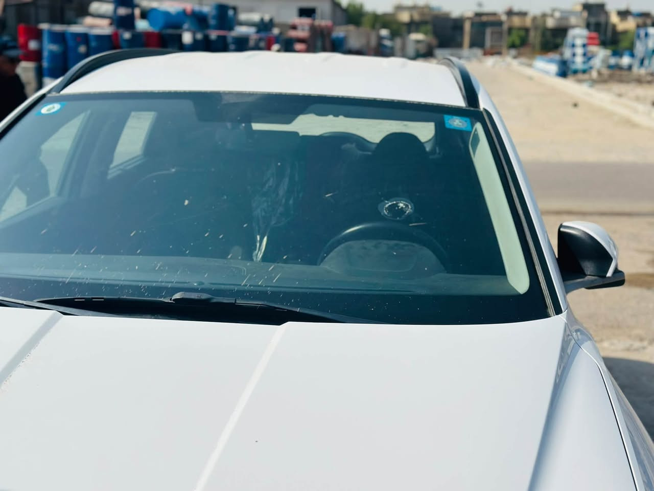 السلام وعليكم
سياره توسان للبيع مديل ٢١ سياره حوله ونظيفه بيهه صبغ بل هلال مال جاملغ لخلفي بس سياره كلش حلوه سعرهه ١٧٠ وبيهه مجال ولاستفسار ***********  غير متواجد ع أفيس
