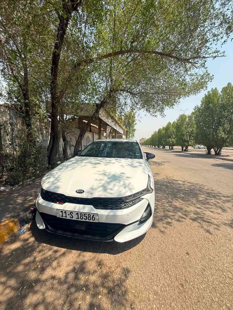 سلام عليكم
كي فايف 2021 
1600 terpo
وارد امريكي حادث موجود بصوره 
واكو شبر بجاملغ الورا موضح بصوره 

معروف مواصفاتها سياره ننضيفه مناقصها شيء 

سعر ١٤٠ $ 
***********متواجد واتساب
