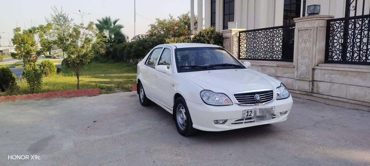 السلام عليكم ورحمة الله 
السعر  53$ ورقة 
سيارة جيلي  CK ابيض خصوصي 
رقم نينوى الجديد الدولي 
سنوية جديد لي ال 2027 
هزه جديد لي شهر ال 11
بدون صبغ 
بيها ملاحضات تقليم كارت مكانتين 
مكينة  ياباني كورلا بشرط 
كير بشرط 
تبريد تدفئه بشرط 
ظخم امامي وخلفي بشرط 
كهربائية السيارة كلها بشرط 

مكان السيارة موصل الأيسر حي المثنى داخل السوق 
سعر نهائي بالتلفون ماكو تعال وشوف وان شاءالله ما اخلي اقصور مع احد 
***********
