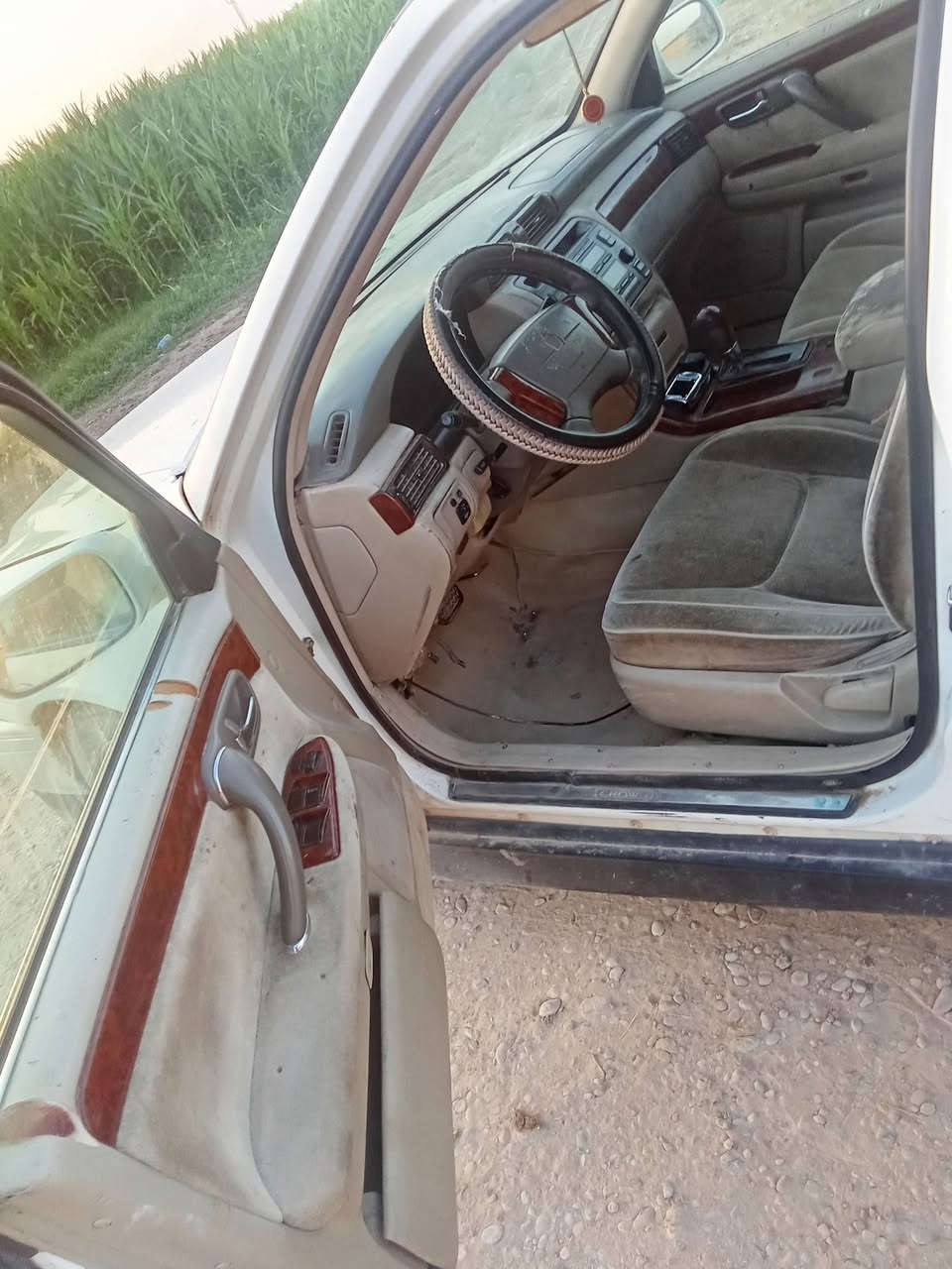 السلام عليكم ملكه ادوات محرك كير بطه يشك الكاع 
صدر جديد تايرات اربعه جدد كهربائيات شقاله مسجل تخم سماعات جدد سياره جاهزه فول الفول المكان الحويجه شراي اتصل ***********
