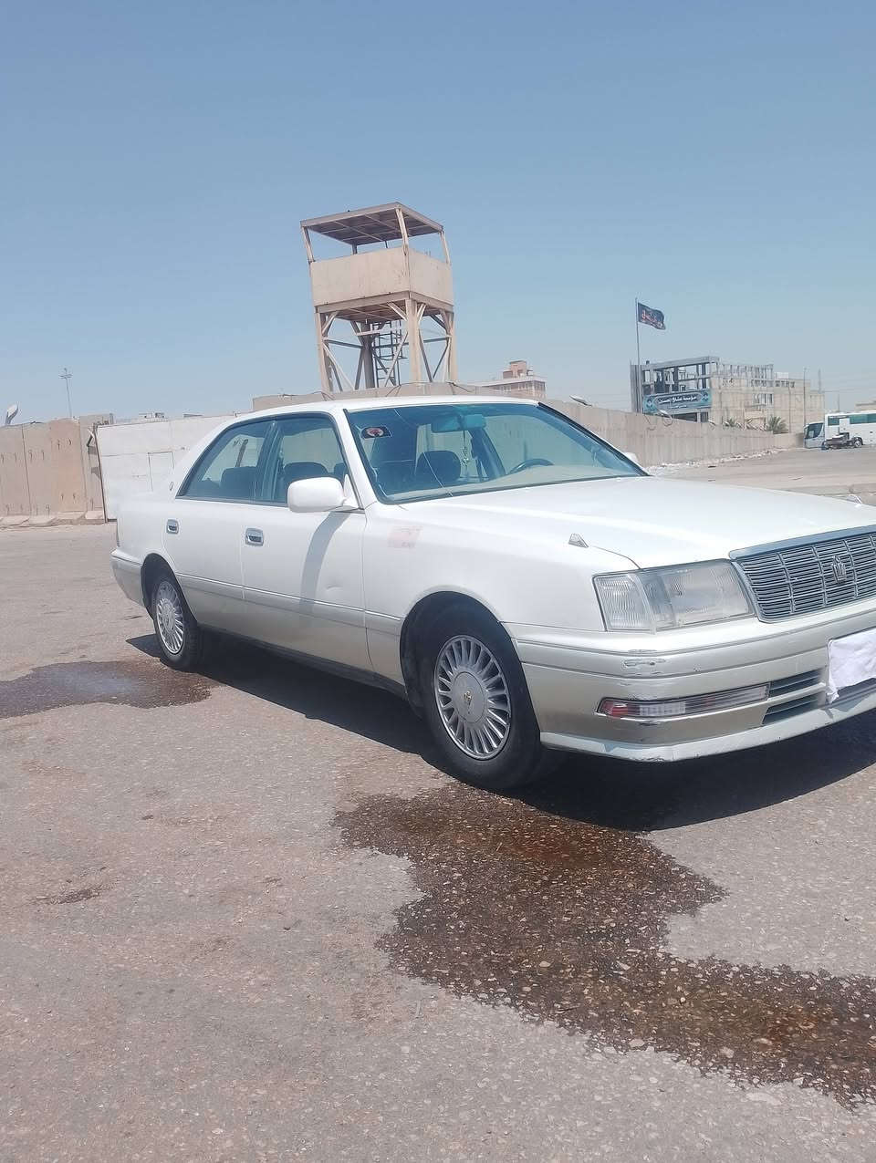 سلام عليكم للبيع رأس ثور فلات موديل 1995 رقم بغداد بأسمي شرط تحويل مكفوله من الكص 
عنوان كربلاء 
للاستفسار  على رقم 
***********

