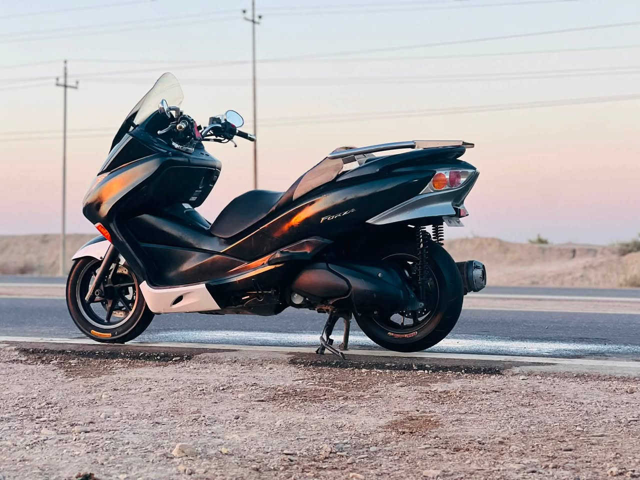 فورزه 10/0 للبيع
مكينه كير كهربائيات كفاله
سعر مليون وربع /1250/ بيها مجال
مكاني ناصريه چبايش 
تصال  ***********
