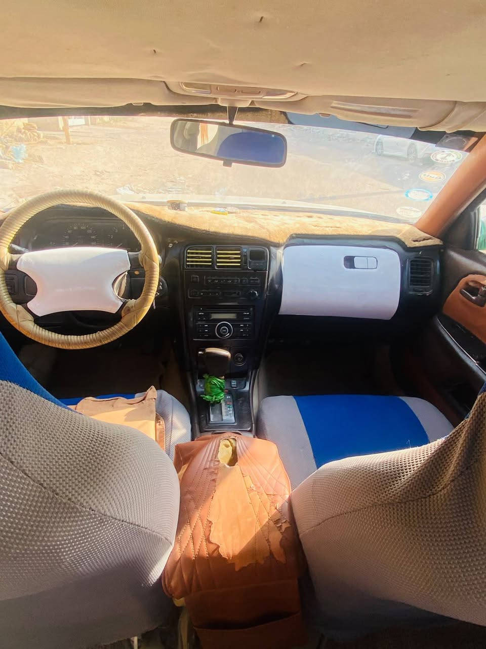 سلام عليكم البيع كرسته
كفاله كص أو نقل 
مكينه كير كفاله
2500
تبريد ثلج 
حداده تخم تأير 
رقم دولي بسمي 
مكاني بصره قضاء المدينه
السعر 58بيه مجال بصيط 
علمن سياره جديده كفاله من الخياس ***********
