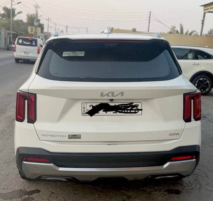سورنتو خليجي 2025 ماشيه 45 الف فول  6 سلندر موصفات ويل 20 حسايات امامي خلفي داته شو بردات بنراما كشنات كهرباء حتى الخلفيه دوسات رقم اربيل بسم شركه وكاله تحويل سياره جديده كلش دوشمة كشنات جلد اصلي وارضيه مابيها نقص كلش (بيها فقط بارد صبع بابنيد مايبين كلش)
البصره ابي الخصيب 
310 وبيها مجال قليل
*********** البصرة, العراق
