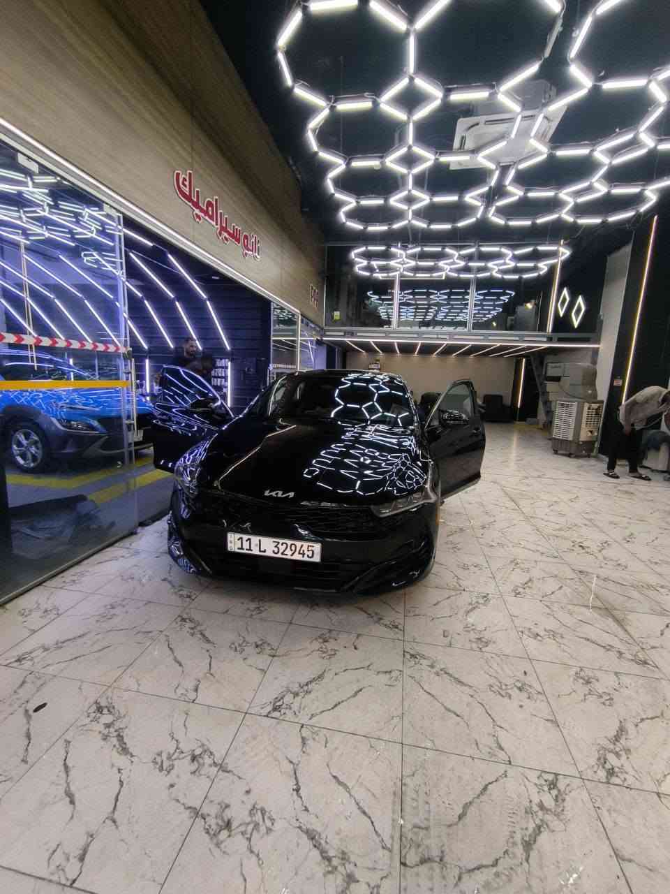 السلام عليكم
كي فايف جيتي لاين  وارد امريكي 

موديل 2022

فول موصفات 1/1

داخل احمر 

ماشيه 75

موصفات 

تشغيل عن بعد 

  

‏بانوراما 

￼

￼ أربع أنظمة ￼

￼

‏رادار امامي + رادار خلفي 

‏حجم المحرك 1600 تيربو 

كشن السايق كهرباء 

رقم بغداد تحويل ثاني يوم

الضرر دعامية امامية وخلفية وجاملغ خلفي وبيها اماكن بارد
حادثها كللش حلو

بدون ارباك وبدون شواصي  

السيارة خير من الله 

￼￼￼￼￼￼￼￼￼

السعر 150 قفللل 

مكان بغداد جميلة

الرقم ***********
