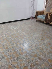 الدار للبيع ٢٠٠م حي الجهاد الرفاق الأولى خلف الالعاب تجارى شارعه عرض ٢...