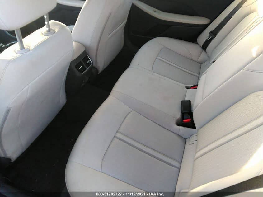 السلام عليكم
Byd كن بلس فئة L
السياره فول مواصفات جلد شاشة دواره بنراما السياره جديده نضيفه ماشية 20 الف علامة ضوئية 
بغداد بسمي
***********
السعر 24 مليو و 500

نص مكتوب في الصور:
- 000-31702727 - 11/12/2021 - IAA Inc.