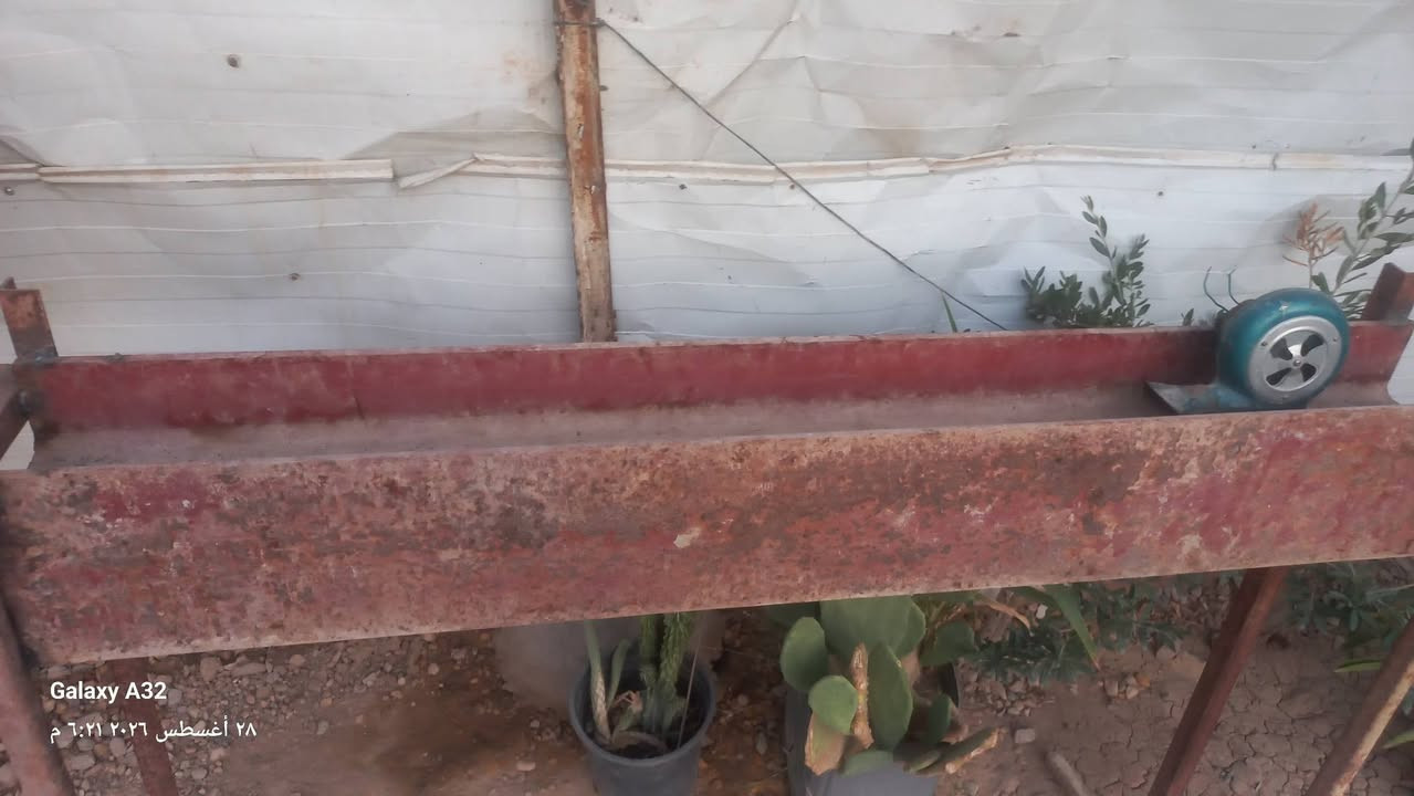 شوايات كباب اجنحه تكه وحده تسكام كامله هيه والبوجه والميز والثانيه حداديه جديد سعرهن ٣٠٠ تلفون ***********واسط الحفريه

نص مكتوب في الصور:
- Galaxy A32
- ٢٨ أغسطس ٢٠٢٦ ٦:٢١ م