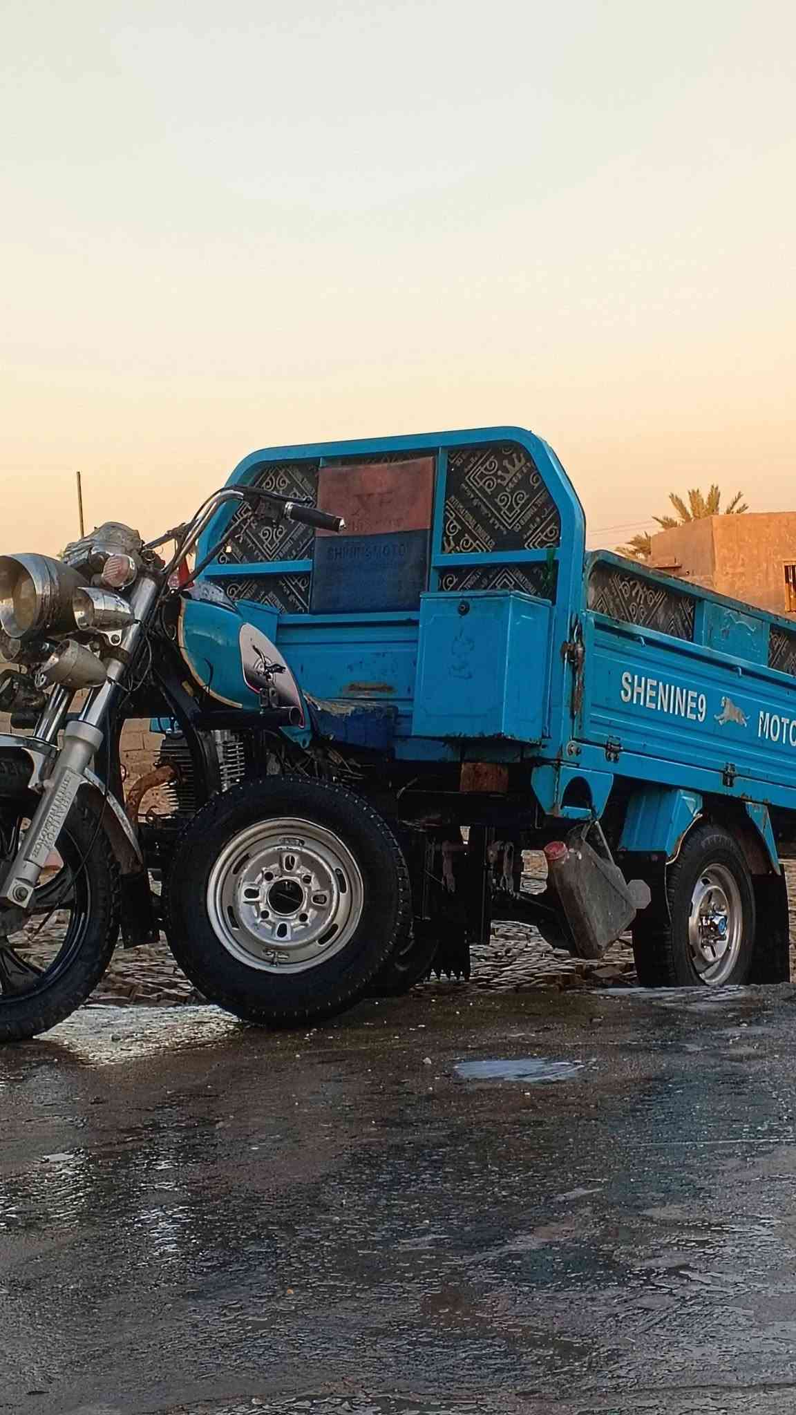 السلام عليكم ورحمه الله وبركاته ستوته للبيع موديل 22 الستوته نضيفه عوزه ترتيبات اوراق ابئسمي تترقم شاصي ورگبه مكفولات كهربائيات كامله العنوان بغداد النهروان السعر 1700 وبيها مجال الاستفسار ***********
