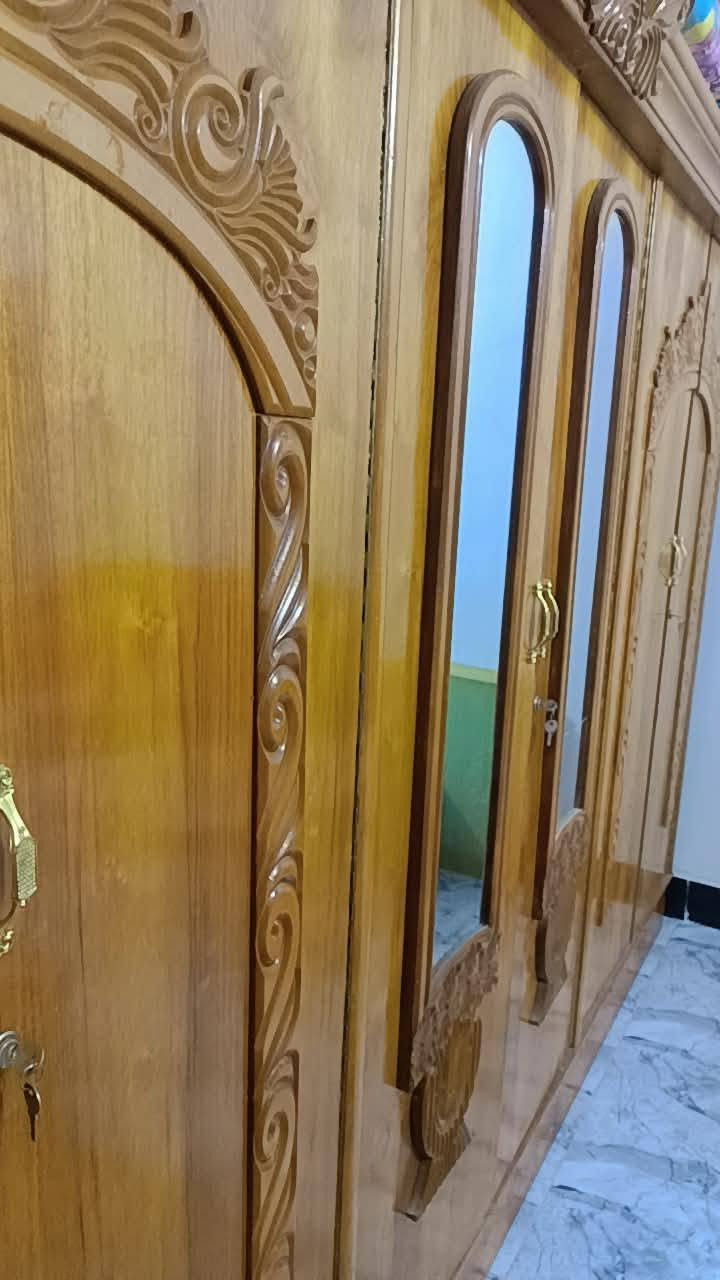 سلام عليكم غرفت نوم نضيفه كلش ما نقصه اي اش ست بيبان شراي ينتصل ويدلل ***********
