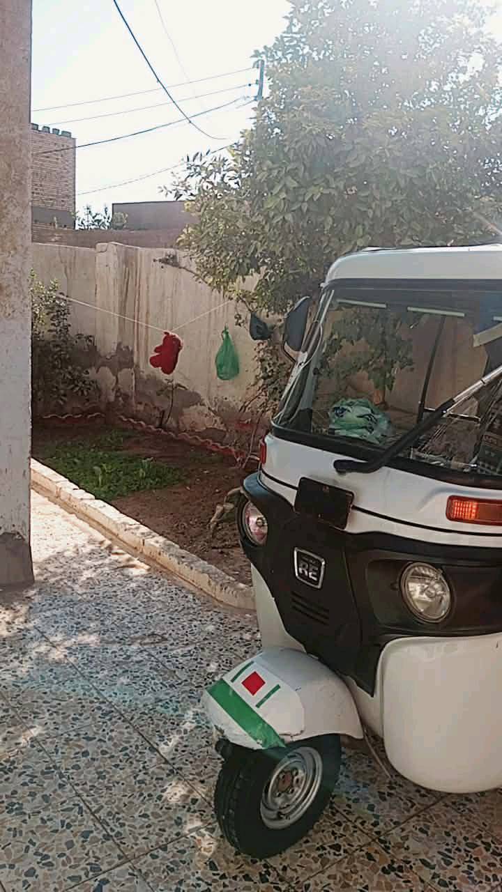 تكتك للبيع تحويل بنفس يوم رقم موديل 21.  

عوزها تجفيت 

بدي مصبوغ ولغد 1بي ضربه خفيفه معمرها بارد صبغ.   تكتك نضيفه. السعر 6و350بيها مجال قليل مكاني كوت شارع نفط