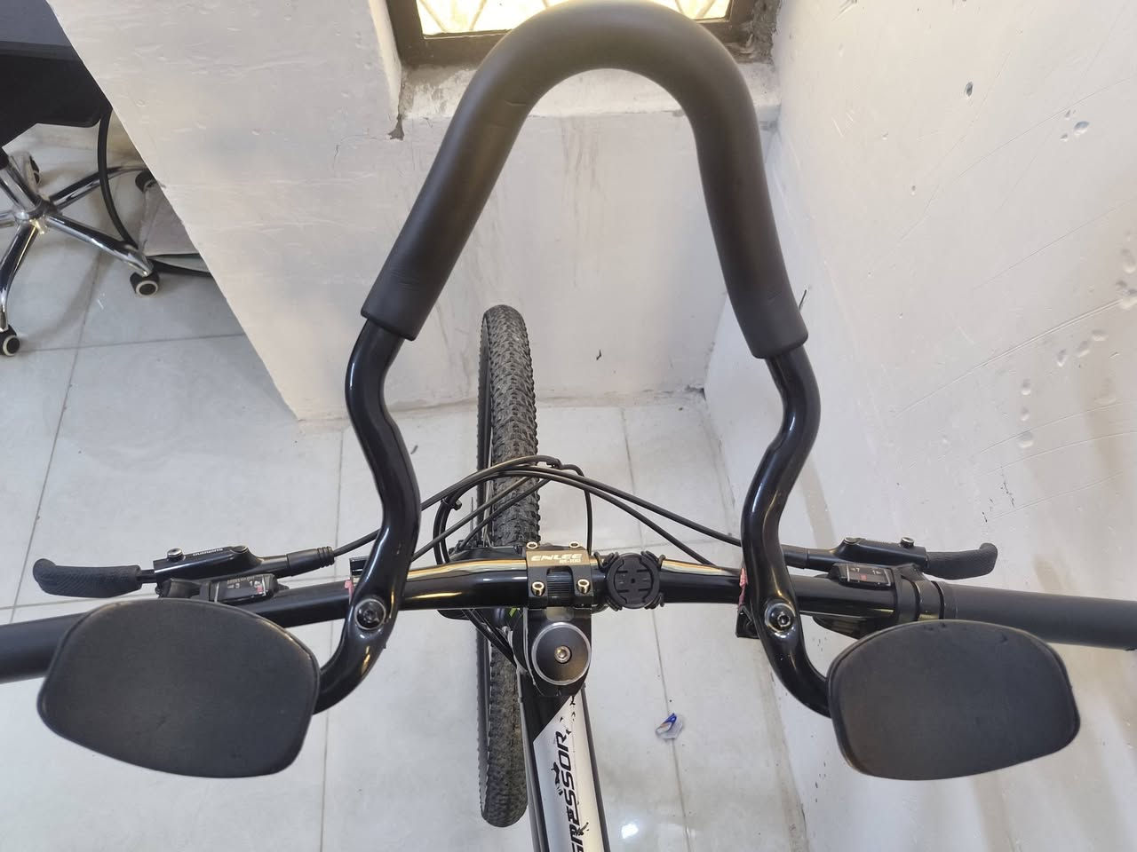 السلام عليكم👋👋
دراجة 🚲 من شركة GT  الامريكيه🇺🇸🇺🇸

اصداره 2022
معدن المنيوم الخفيف

بريكات شيمانو Mt200 🇯🇵🇯🇵

الجير من شركه مايكرو شيفت سبع 7*3

دبلات الامريكيه SR

وجود مقبض انسيابيه الهواء او راحه 

رجاء السعر عل خاص!! 💸💸
 
رقم *********** واتساب 📞📞
